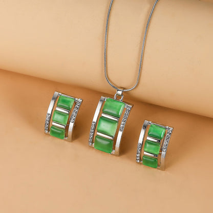 Diamond-embedded Trendy Plaid Rectangular Opal Necklace