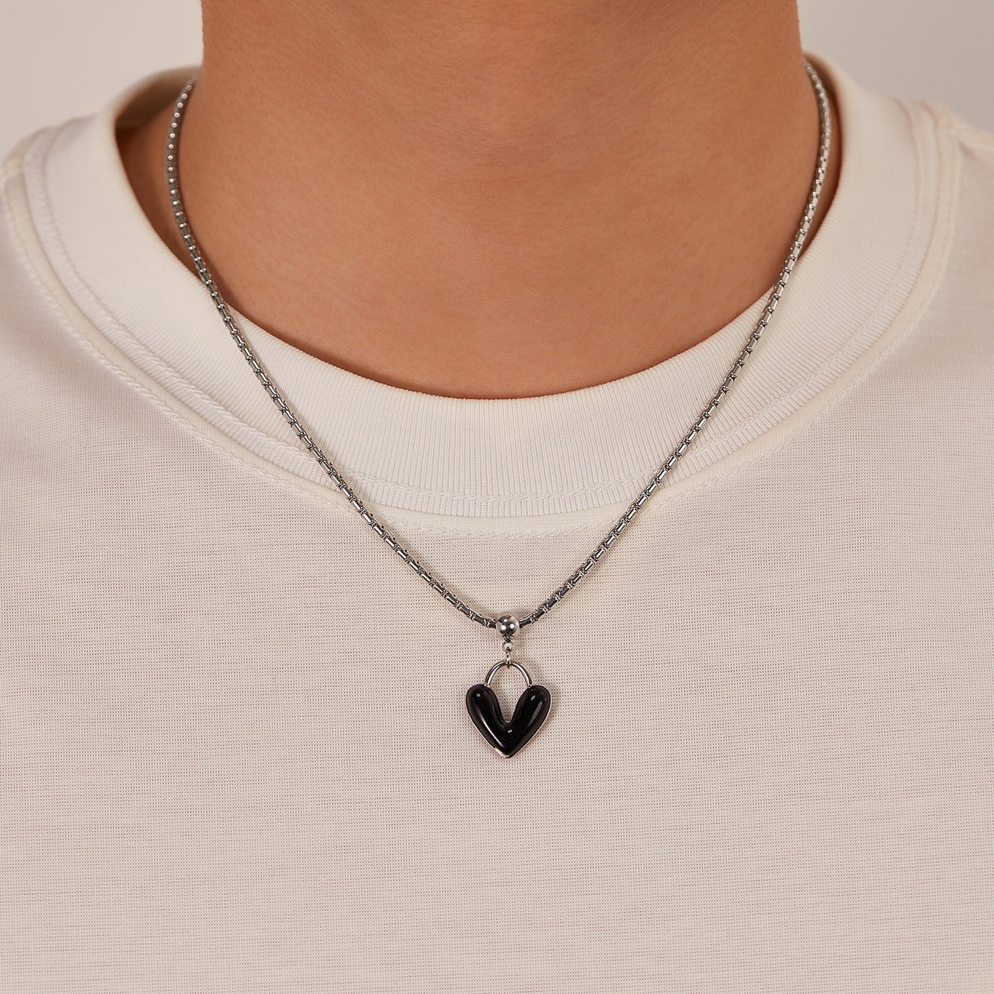 Special-interest Design Drop Oil Love Alloy Necklace For Men